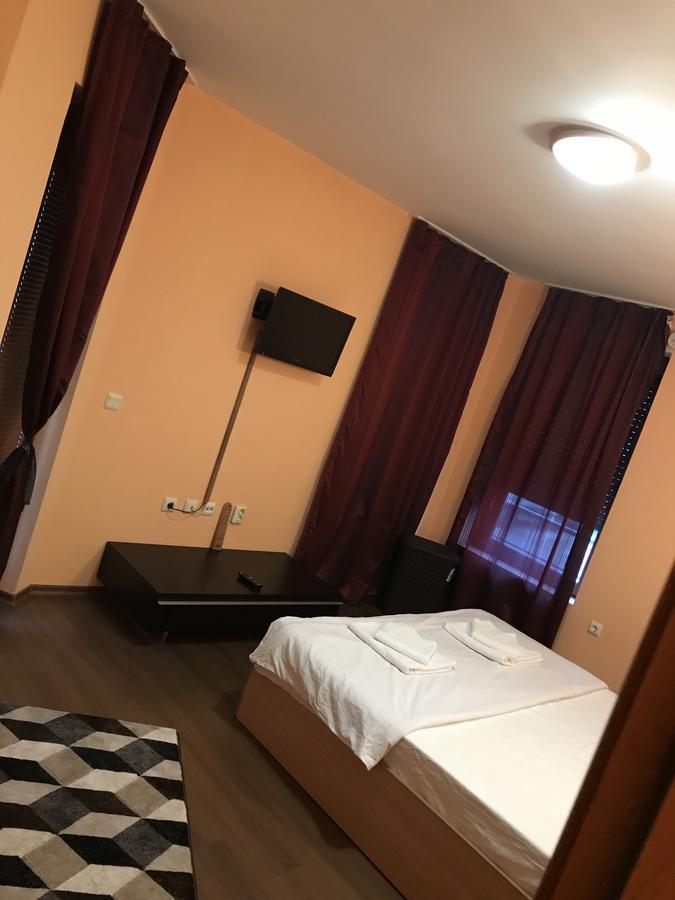 Apartment Perushtiza 3 Burgas Esterno foto