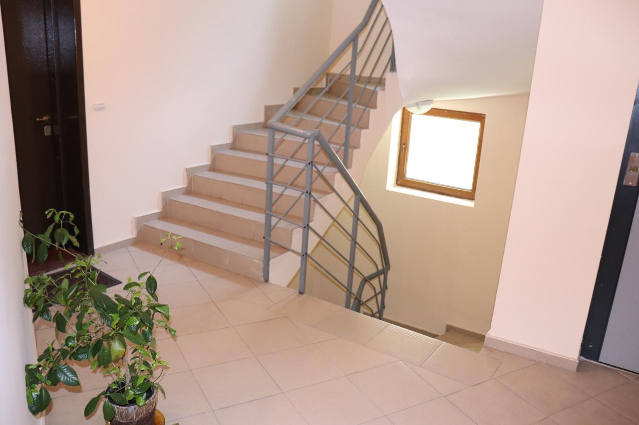 Apartment Perushtiza 3 Burgas Esterno foto