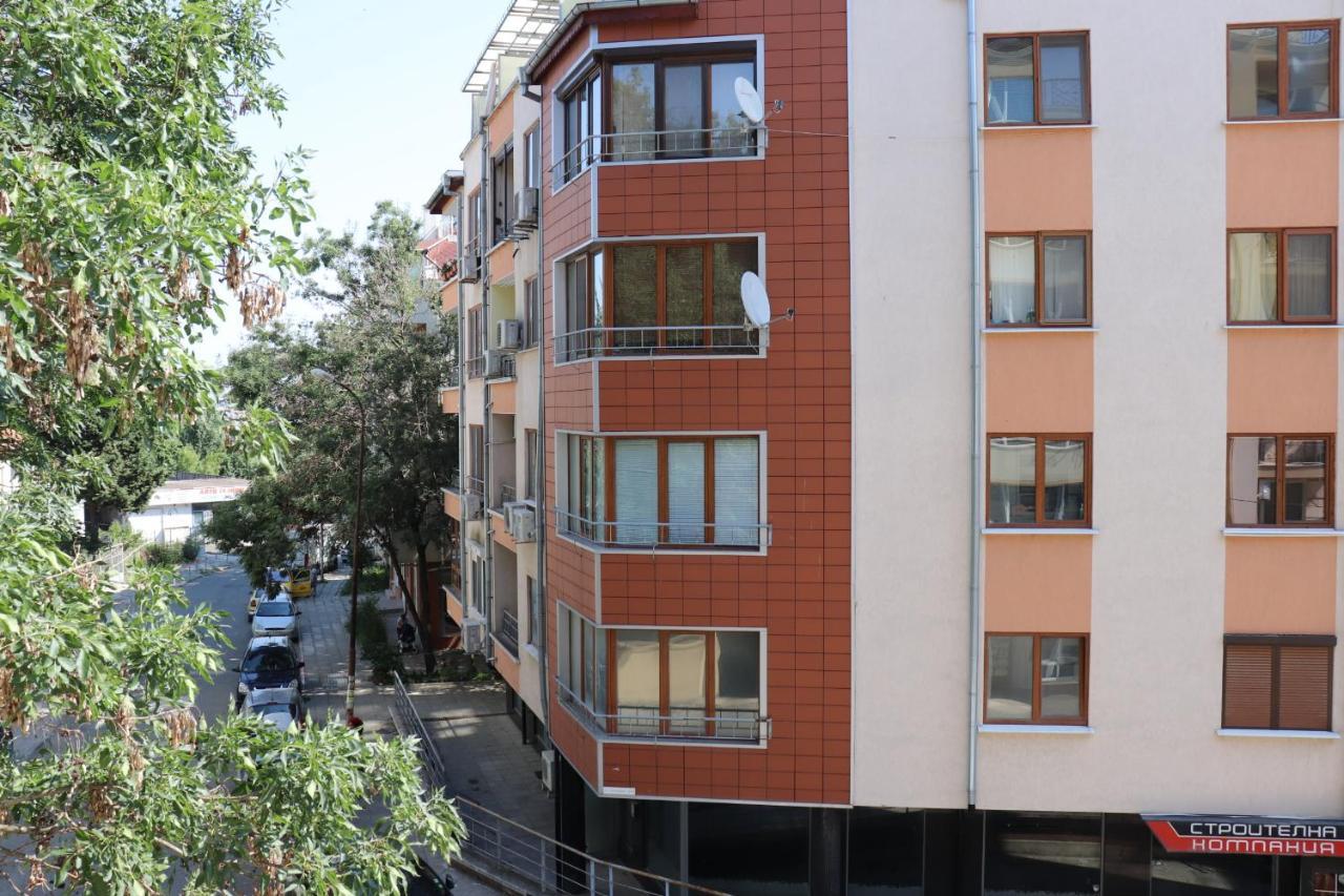 Apartment Perushtiza 3 Burgas Esterno foto